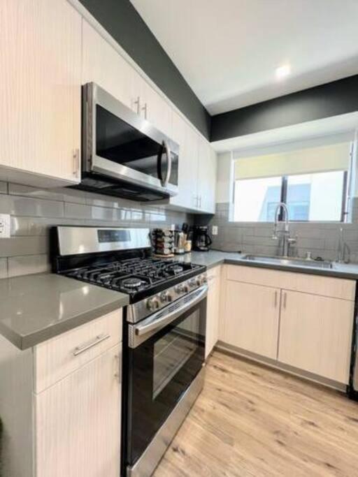לוס אנג'לס 4Br Townhouse In Koreatown מראה חיצוני תמונה