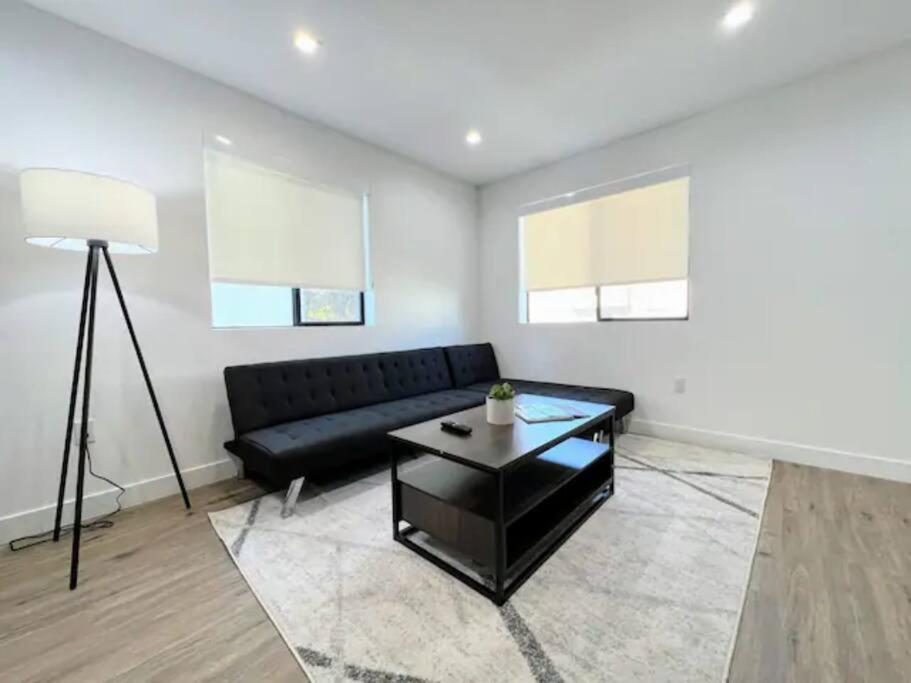 לוס אנג'לס 4Br Townhouse In Koreatown מראה חיצוני תמונה